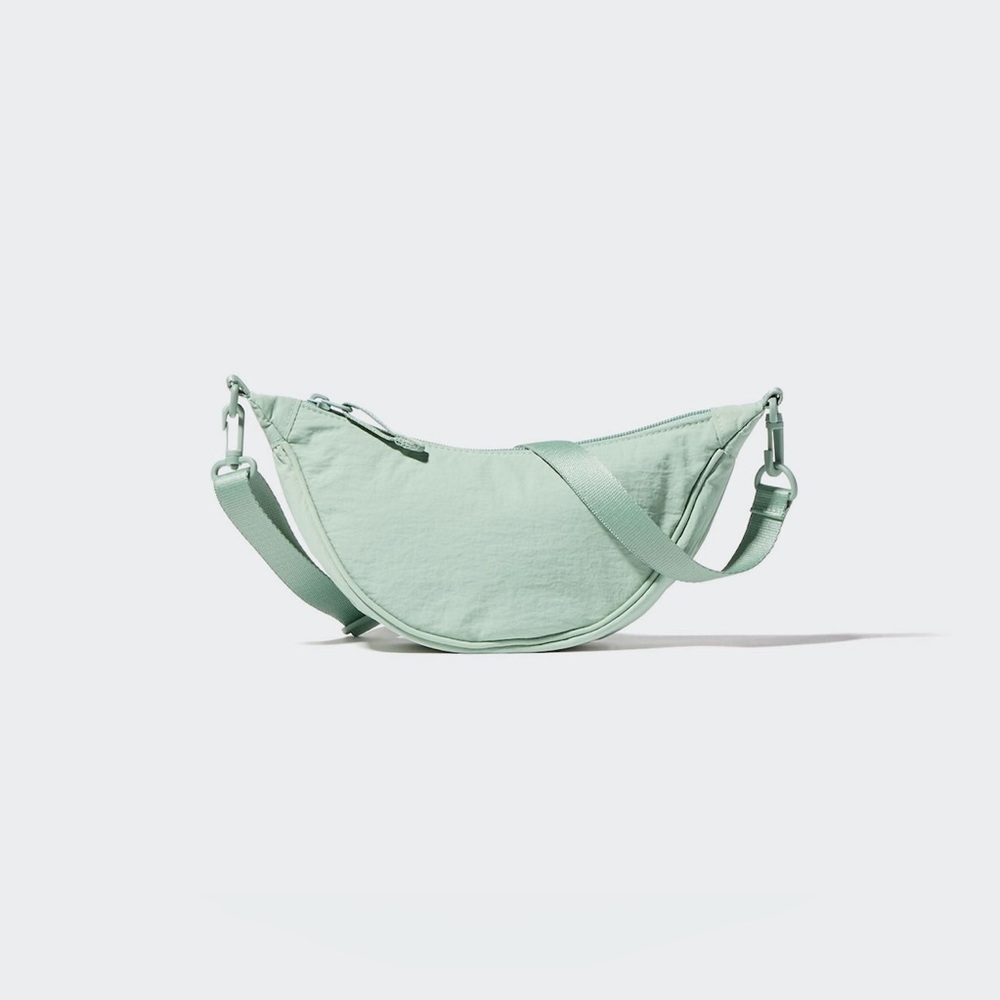 Uniqlo Round Ultra Mini Bag Green